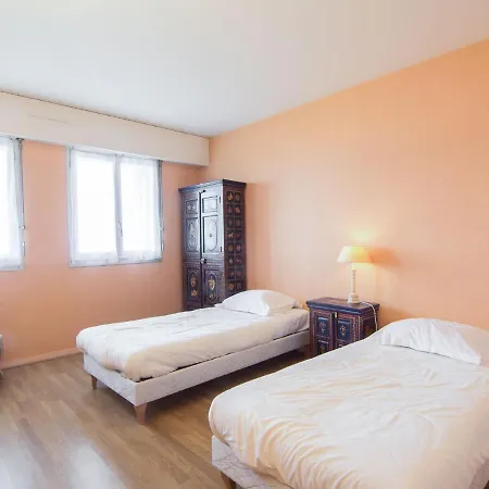 Neptune By Interhome * Бенервиль-сюр-Мер